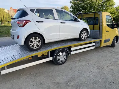 AUTOLAWETA POMOC DROGOWA TRANSPORT 24/7